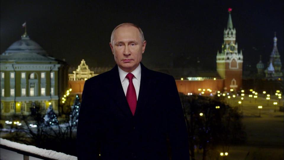 «Здравствуйте, дорогие россияне»: анализ новогодних речей Владимира Путина